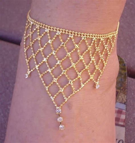 Fashion: Indian Foot Jewelry Fashion