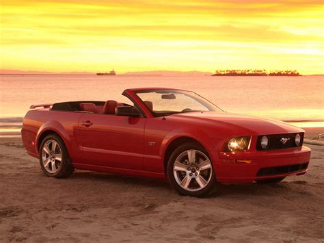 Ford Mustang GT Convertible - Photos, News, Reviews, Specs, Car listings