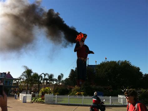 Big Tex is toast: Electrical fire burns up the big guy - Preston Hollow