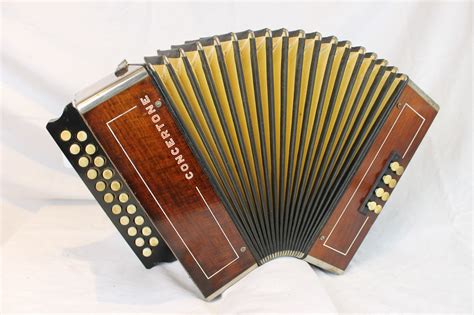 3931 - Cinnamon Hohner Concertone Diatonic Button Accordion GC MM 21 8