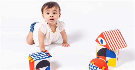 👶 Baby Crawling Milestones: How to Encourage and Support — Follies Playsets