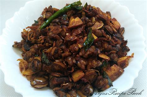 Kakka Irachi Ularthiyathu / Clam Meat Roast | Anju's Recipe Book