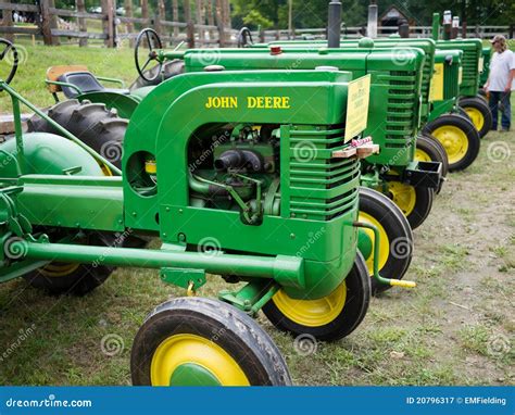 Vintage John Deere Antique Tractors Editorial Photography - Image: 20796317