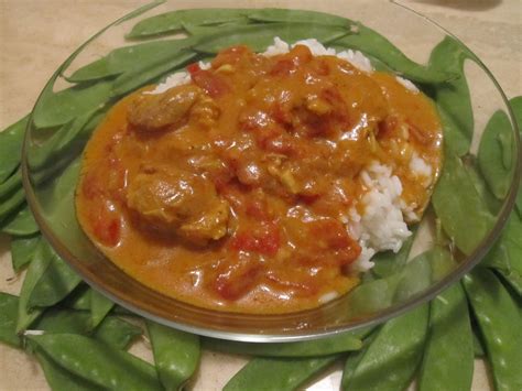 Dom Appetit!: Tomato Coconut Curry Chicken with Basmati Rice