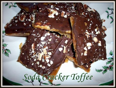 The Vintage Chateau: Soda Cracker Toffee