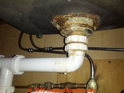 Leaking Waste Pipe Under Kitchen Sink – Things In The Kitchen