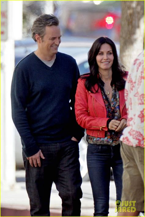 Courteney Cox & Matthew Perry Reunite for 'Cougar Town'!: Photo 3005809 | Cougar Town, Courteney ...