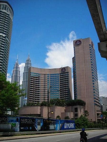 Renaissance Kuala Lumpur Hotel - Kuala Lumpur