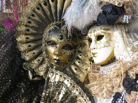 Studio Treasure: Venetian Masquerade Masks - History and Uses