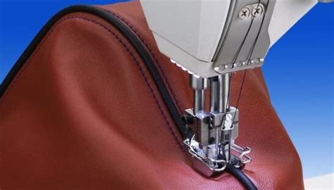 Top 5 Best Sewing Machine For Car Upholstery Reviews - Cast Off