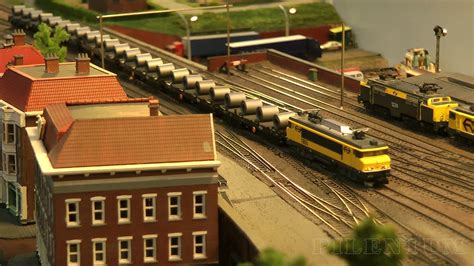 Treinen en modeltreinen in Nederland: Rail Transport Modeling and Model Trains in N Scale - YouTube