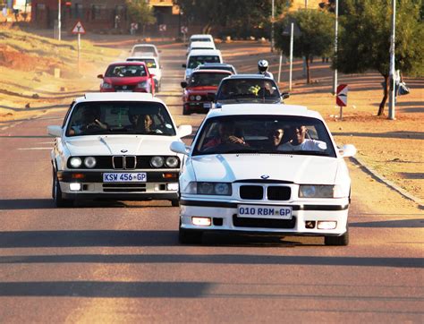 Bmw e30 325i spinning videos