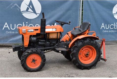 Kubota B7100 Specifications & Technical Data (1976-1985) | LECTURA Specs