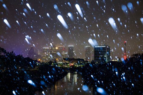 Cool Houston snow pic. : r/houston