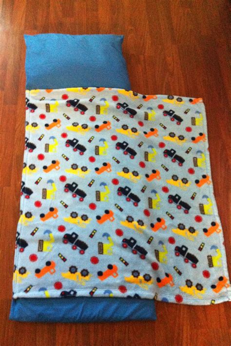 Diy covered nap mats for school – Artofit