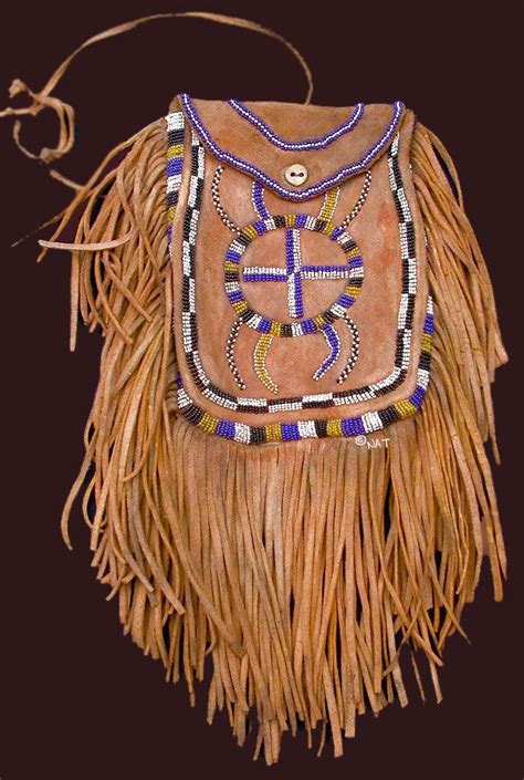 Neck Bags / Medicine Pouches of the Native American Indian | Native american medicine bag ...