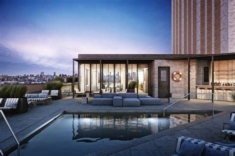 The 5 Best Rooftop Pools in Chicago | UrbanMatter