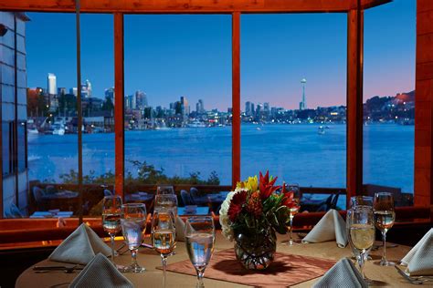 restaurants in Seattle with a view | Seattle restaurants, Seattle hotels, Seattle waterfront