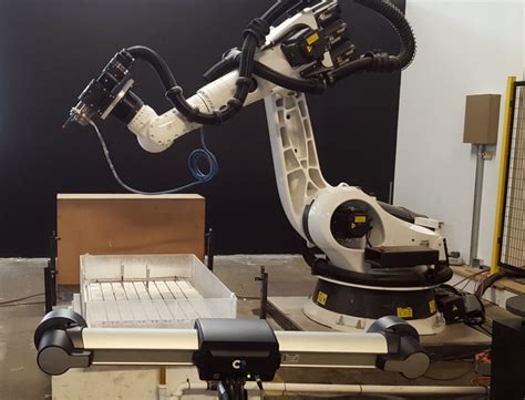 Can a Robot Outperform a CNC Machine for Robot Machining? - RoboDK blog