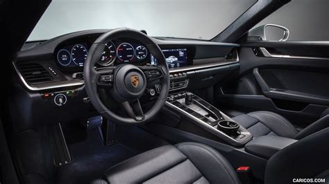 2020 Porsche 911 Carrera 4S | Interior