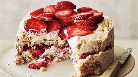 How To Make A Strawberry And Hazelnut Meringue Cake, Inspired By Bake ...