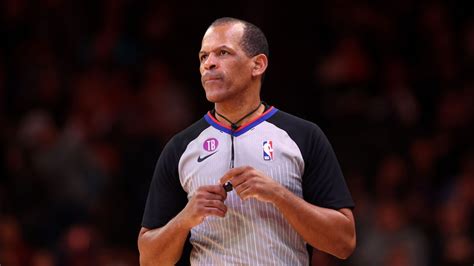 Referee Eric Lewis won't work NBA Finals amid investigation - ESPN