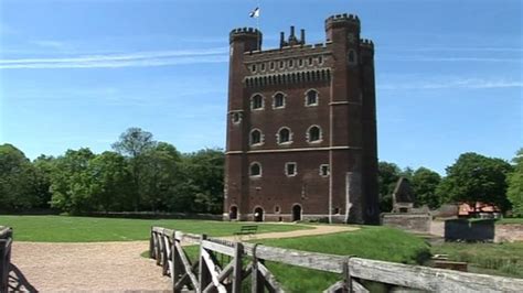 How Tattershall Castle in Lincolnshire helped save UK heritage - BBC News