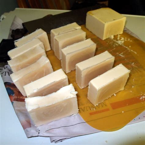 Natural handmade tallow soap recipe: pure tallow – Eight Acres