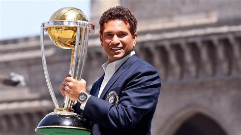 सचिन तेंदुलकर - Sachin Tendulkar sachin tendulkar biography personal life achievements career ...