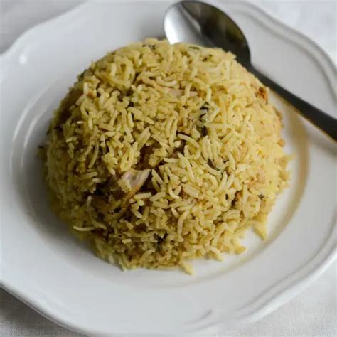 chicken biryani using shan masala, with readymade biryani masala ...