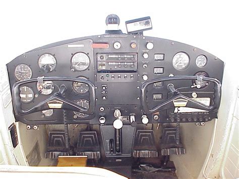 Cessna 152 Cockpit Diagram - Wiring Diagram Pictures