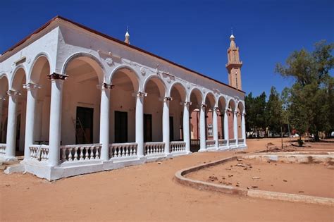 Premium Photo | The vintage mosque in omdurman, khartoum, sudan