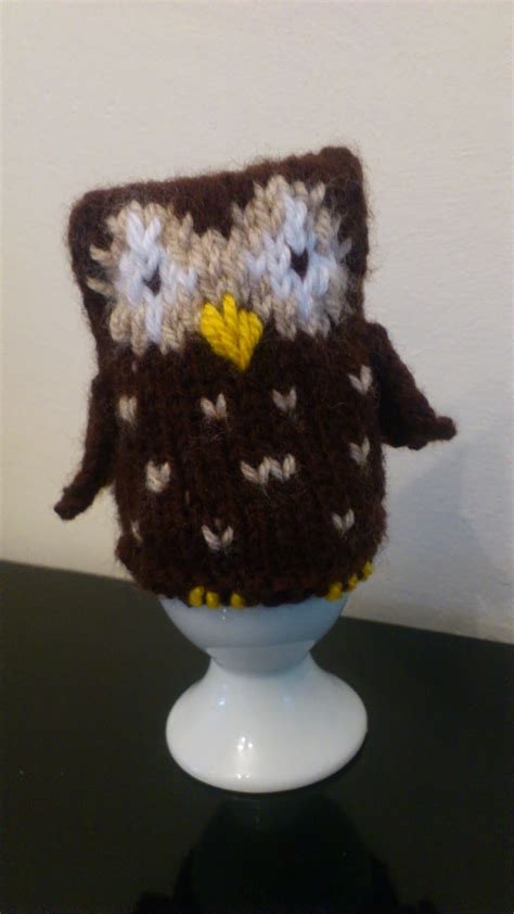 Owl In Stitches: Free Knitting Pattern Owl Egg Cosy