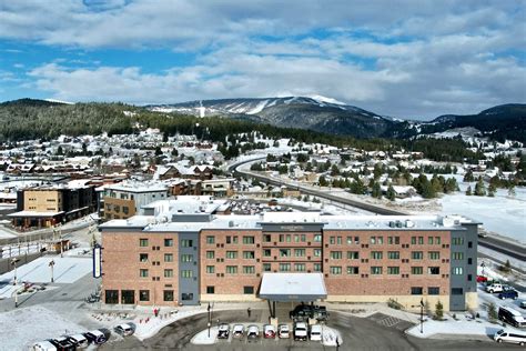 Review: The Wilson Hotel, a Residence Inn in Big Sky, Montana - The Points Guy