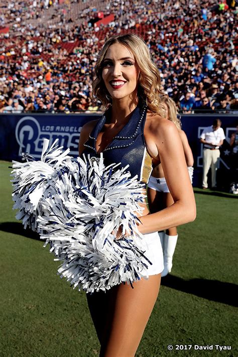 Battle For Los Angeles – The 2017 Los Angeles Rams Cheerleaders ...