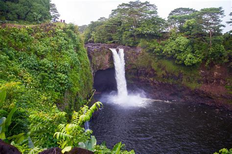 Big Island Waterfall Tour: Waipio Valley Waterfall Tours | Wasabi Tours ...