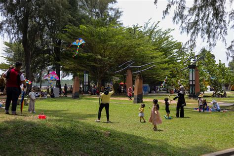 Pantai Morib jadi pilihan bawa anak, hilang bosan terkurung dalam rumah - Selangorkini