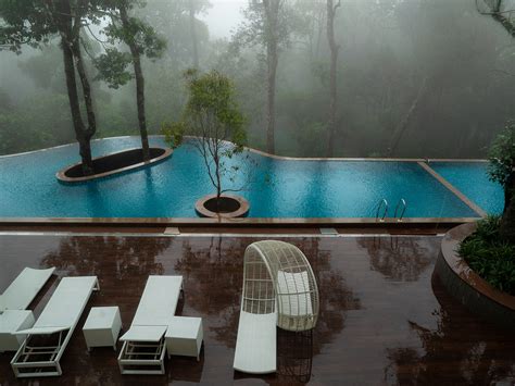 Elixir Hills Suites Resort & Spa 𝗕𝗢𝗢𝗞 Munnar Resort