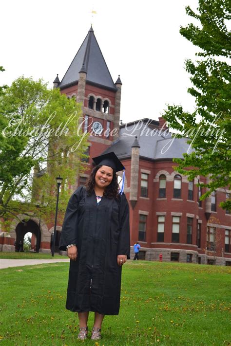 Elisabeth Grace Photography and Gallery: Vivian's UNH Graduation