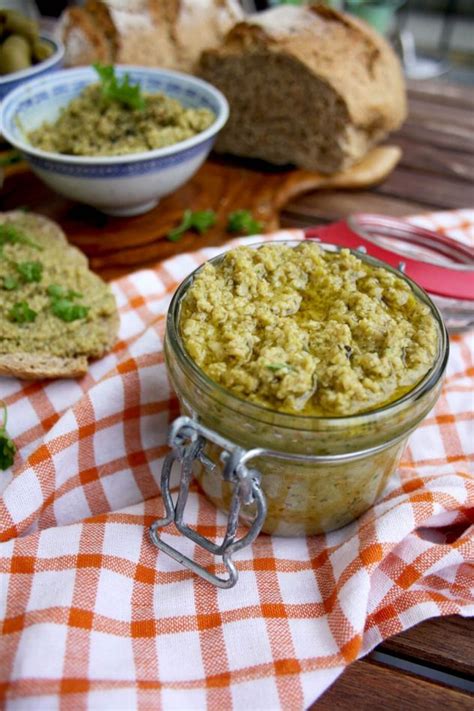 Olive Tapenade • Happy Kitchen.Rocks