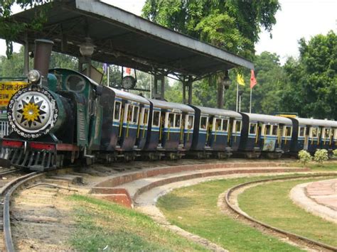 Monorail ride Delhi : National Rail Museum in Delhi is now offering rides on India’s oldest ...