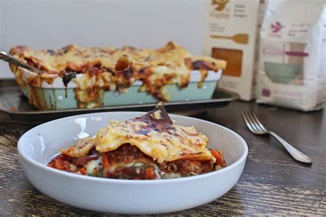 Gluten free lasagne recipe with spinach - SUPER EASY - The Gluten Free ...