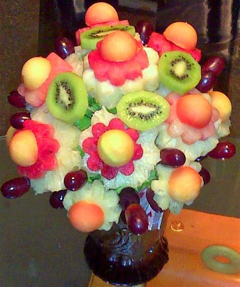 Fresh Fruit Flower Bouquet and baskets | flowerandballooncompany.com