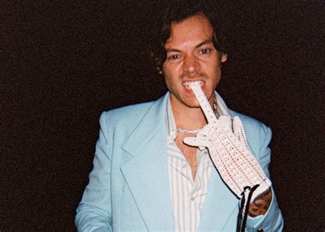 10 Moments From Harry Styles' New 'Golden' Music Video That Will Make You Adore Him Even More