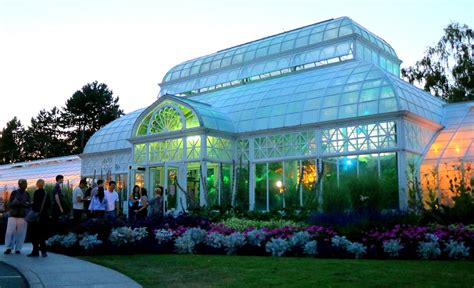 Saturday/ the Volunteer Park Conservatory – Willem's Planet