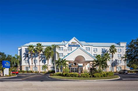 Travel Destination Guide: Baymont by Wyndham Fort Myers Airport