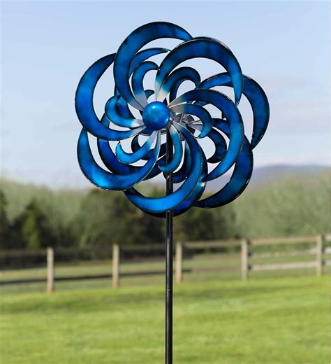 kinetic spinner garden art - Google Search | Metal wind spinners, Wind ...