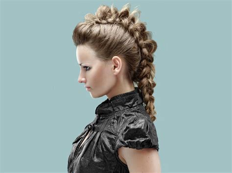 Funky Hairdos: 15 Cool Funky Hairstyles for Ladies 2023