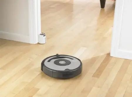 Roomba 560 Vacuuming Robot from iRobot Review - Tuvie