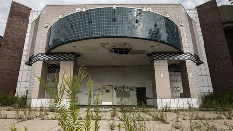 Judge approves city ownership of Northridge Mall through foreclosure ...